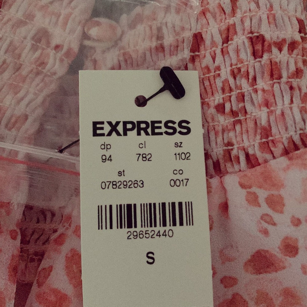 Express Dress - Picture 5 of 6